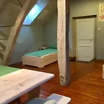 Charme Du Xviie Avec Grand Terrain Clos, Dependances Restaurees, Jardin, Garage Ferme Et Equipements Divers - Fr-1-410-157 Dom wakacyjny *