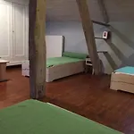 Charme Du Xviie Avec Grand Terrain Clos, Dependances Restaurees, Jardin, Garage Ferme Et Equipements Divers - Fr-1-410-157 Dom wakacyjny