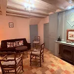 Charme Du Xviie Avec Grand Terrain Clos, Dependances Restaurees, Jardin, Garage Ferme Et Equipements Divers - Fr-1-410-157 Dom wakacyjny *