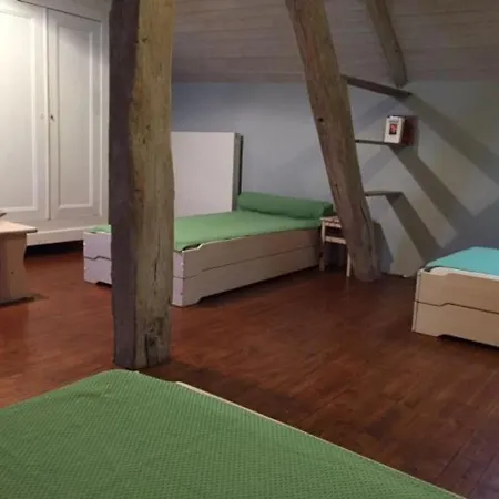 Charme Du Xviie Avec Grand Terrain Clos, Dependances Restaurees, Jardin, Garage Ferme Et Equipements Divers - Fr-1-410-157 Nyaraló