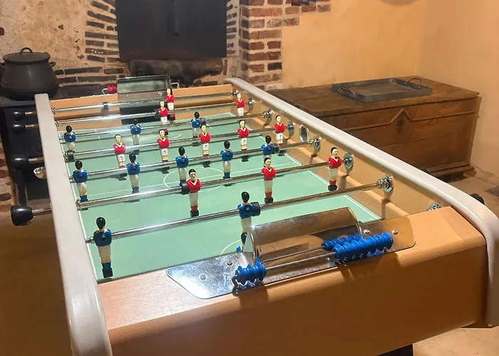 Charme Du Xviie Avec Grand Terrain Clos, Dépendances Restaurées, Jardin, Garage Fermé Et équipements Divers - Fr-1-410-157 Сasa de vacaciones *